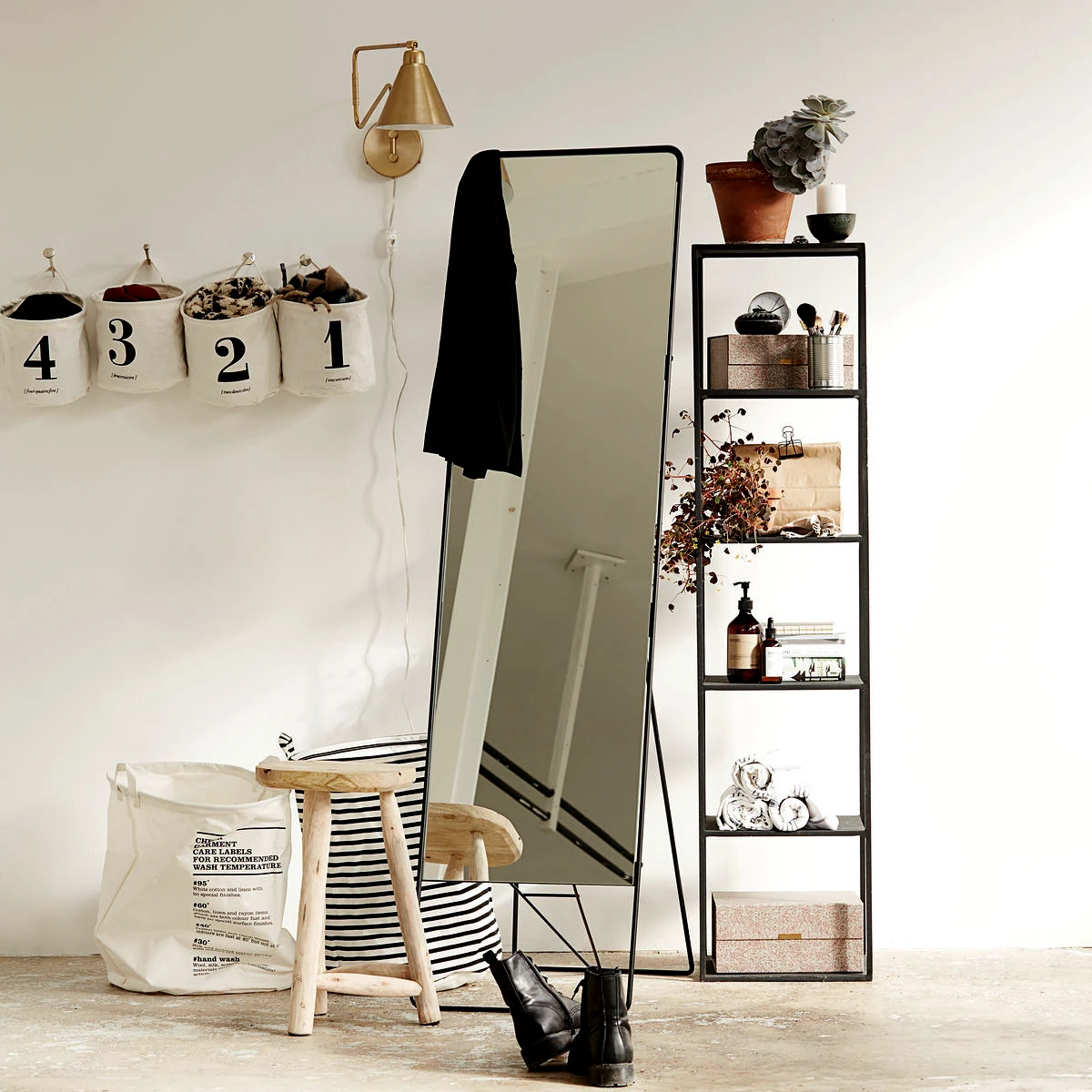 House Doctor Game Wandlamp Messsing 4 House Doctor Game Wandlamp Messsing - Afbeelding 2