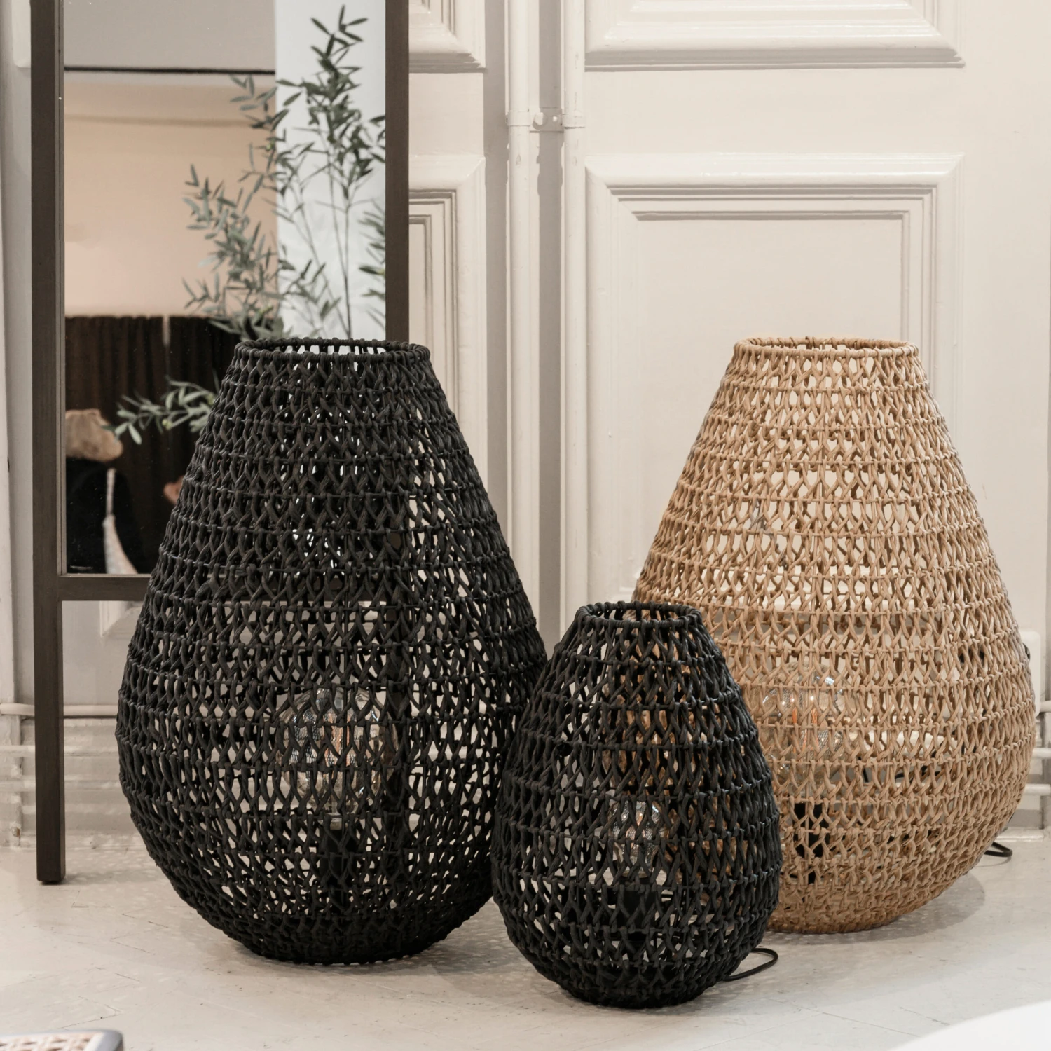 Watt & Veke Buster Vloerlamp Ø44 Cm 4 Watt & Veke Buster Vloerlamp Ø44 Cm - Afbeelding 2