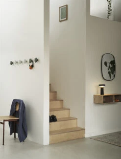 Muuto Ease Draagbare Tafellamp 21,5 Cm 11 Muuto Ease Draagbare Tafellamp 21,5 Cm -Verlichtingswinkel 578123 01 40 EnvironmentImage d90a58a683