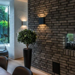 Compact W1 Up/Down Muurlamp -Verlichtingswinkel Compact Updown W1 vagglampa black white miljo 615f6b2af8