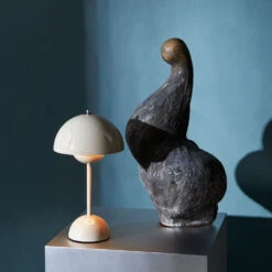 &Tradition Flowerpot Portable Tafellamp VP9 -Verlichtingswinkel flowerpot vp9 greybeige miljo 98dd097709